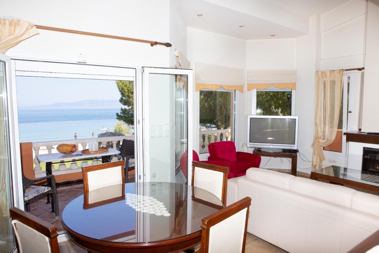 Pampas Seafront Villa, 6 Bedrooms, North Evvoia Kanatádhika Exterior photo